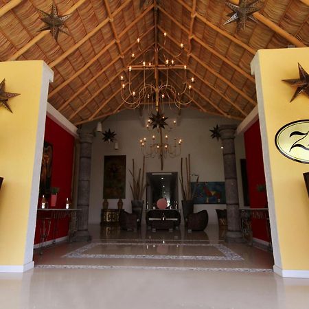 Zar Colima Hotel Exterior photo