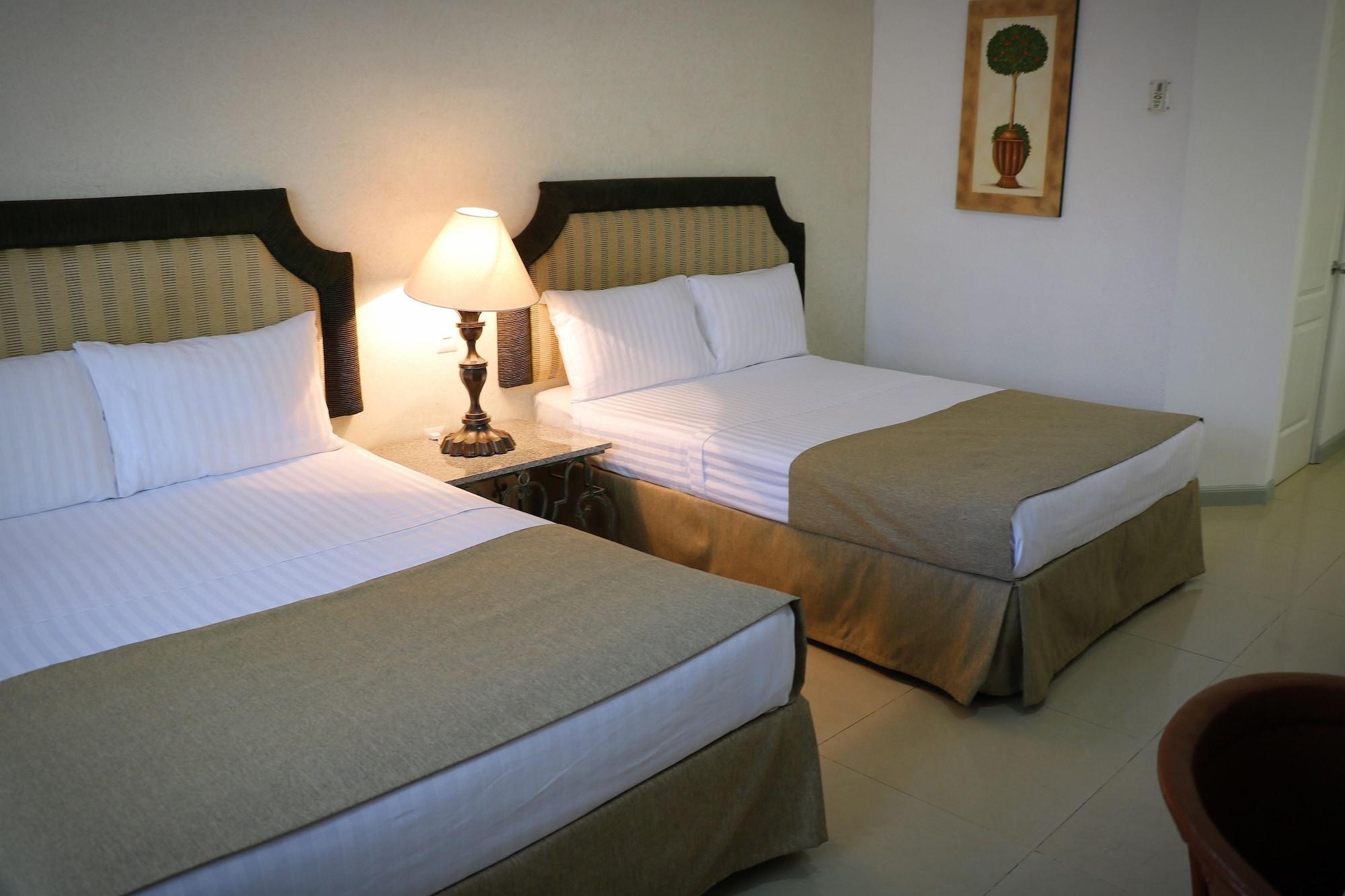 Zar Colima Hotel Exterior photo