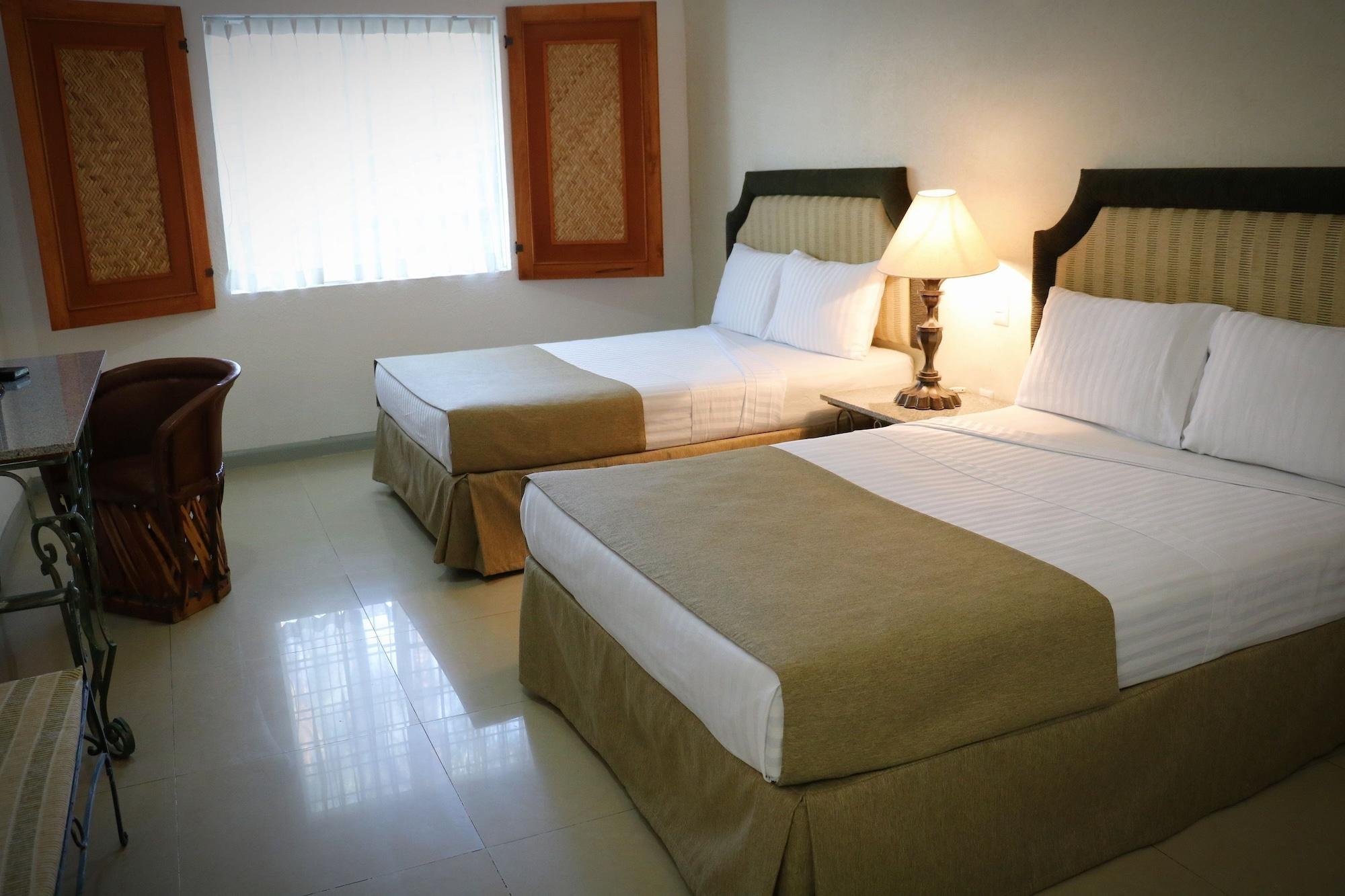 Zar Colima Hotel Exterior photo