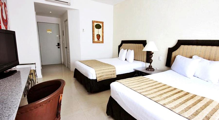 Zar Colima Hotel Exterior photo