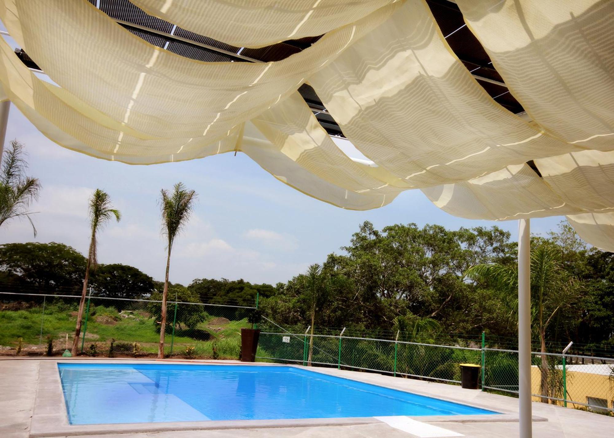 Zar Colima Hotel Exterior photo