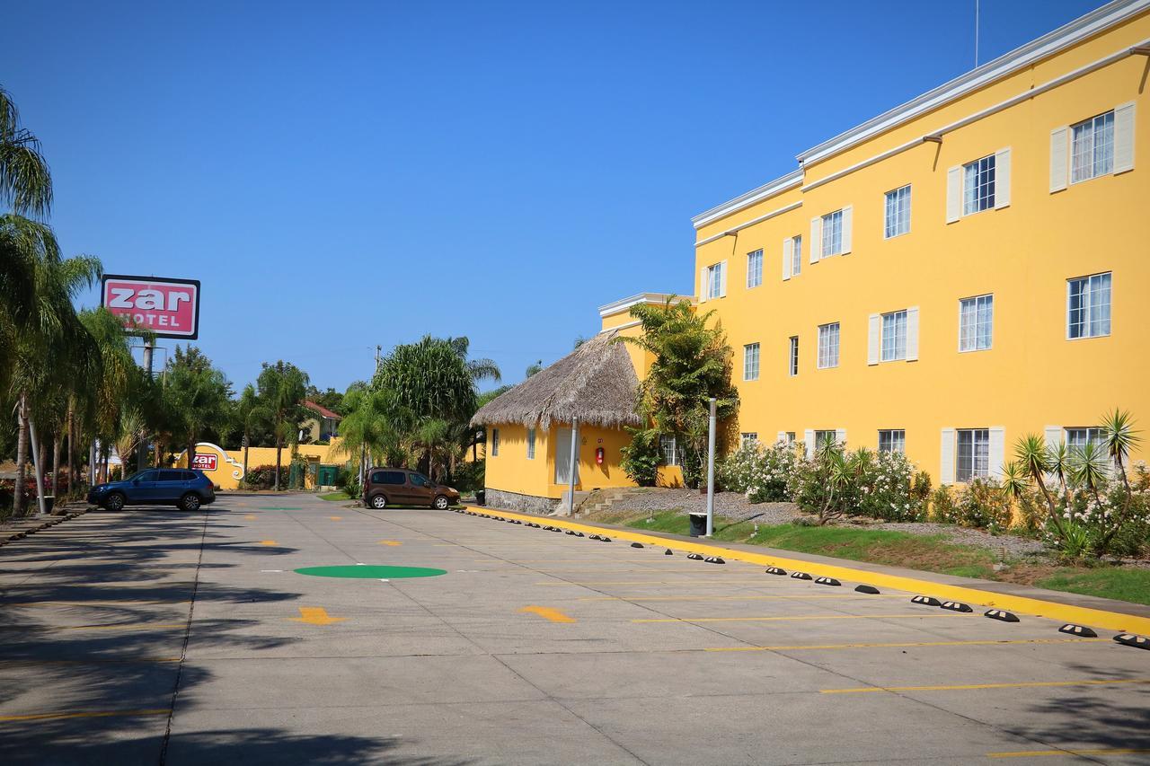 Zar Colima Hotel Exterior photo