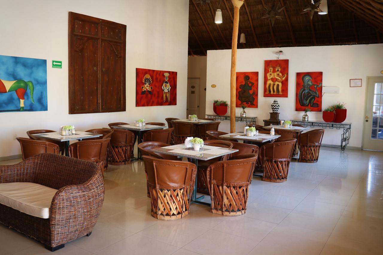 Zar Colima Hotel Exterior photo